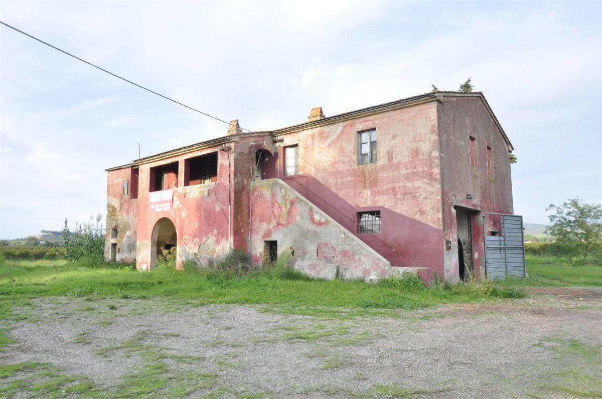 Picture of Home For Sale in Scarlino, Tuscany, Italy