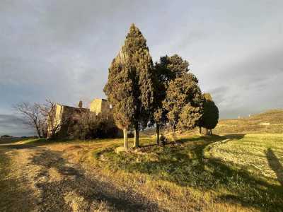 Home For Sale in Santa Luce, Italy