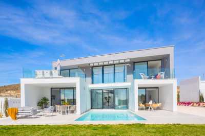 Villa For Sale in Banos Y Mendigo, Spain