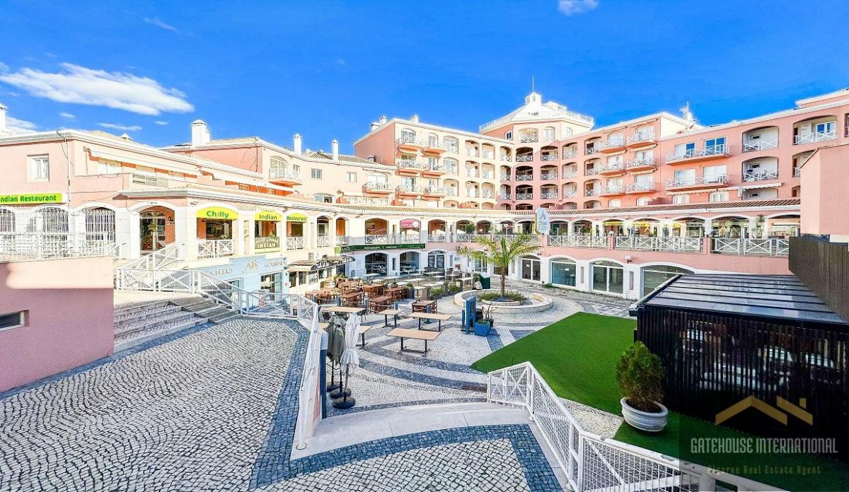 Picture of Apartment For Sale in Vilamoura, Algarve, Portugal