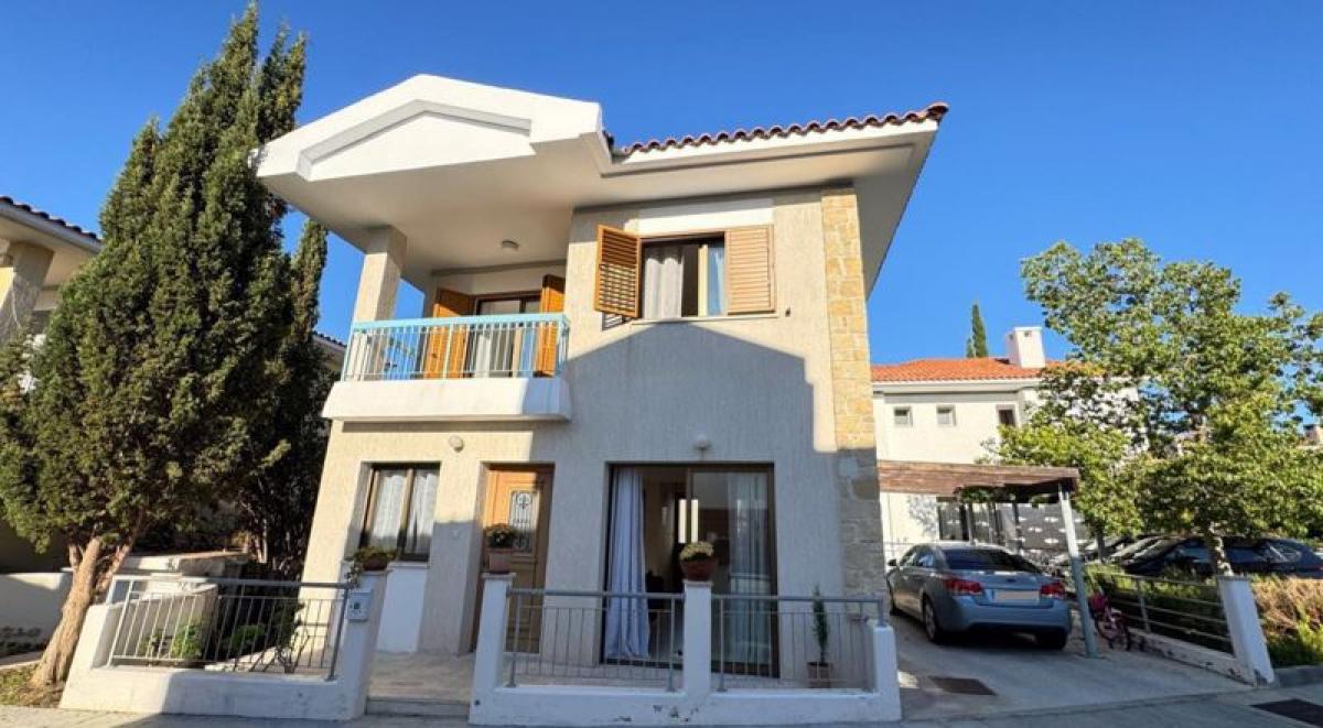 Picture of Villa For Sale in Universal, Paphos, Cyprus