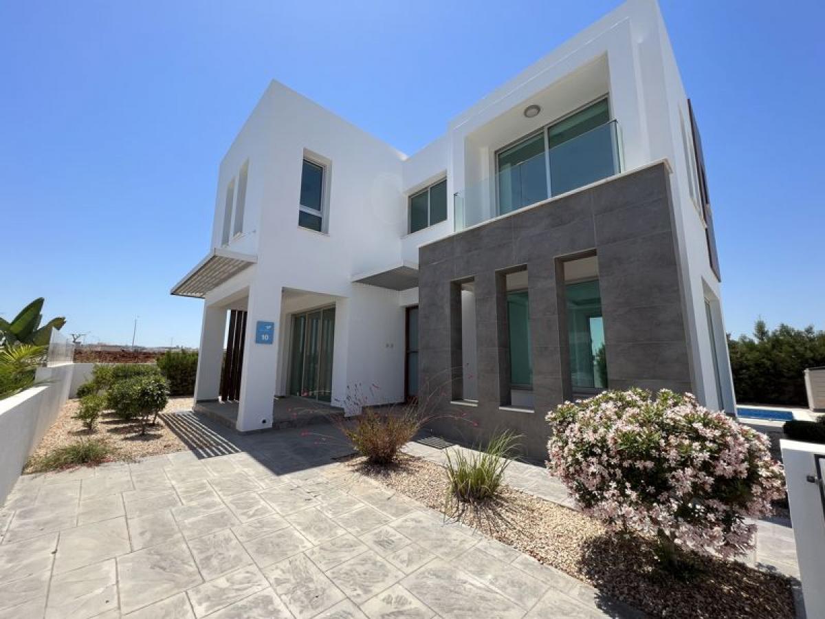 Picture of Villa For Sale in Kapparis, Famagusta, Cyprus