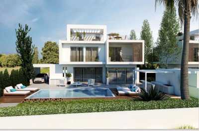 Villa For Sale in 