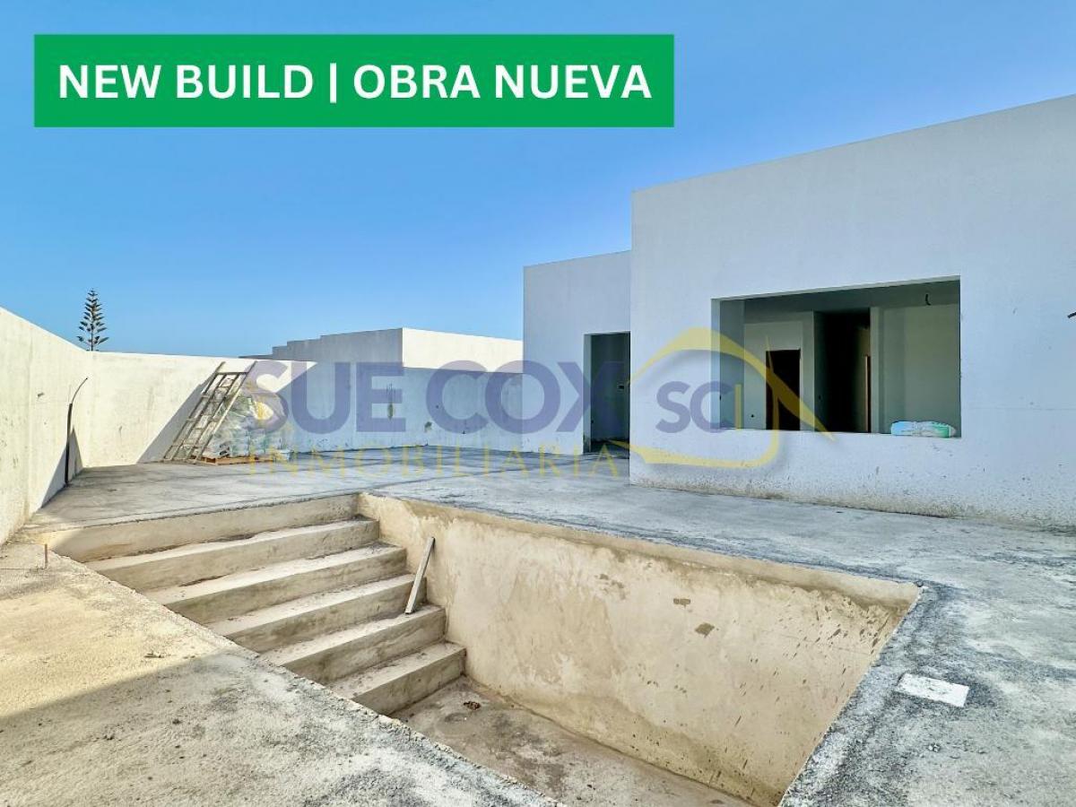 Picture of Villa For Sale in La Vegueta, Other, Spain