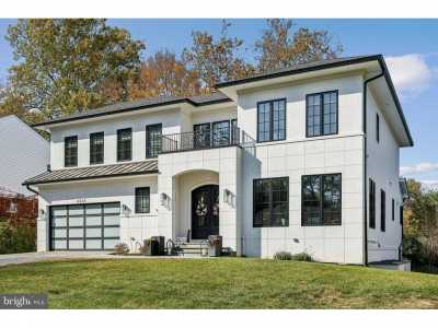 Home For Sale in Bethesda, Maryland