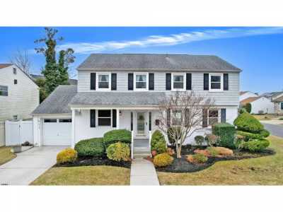 Home For Sale in Margate, New Jersey