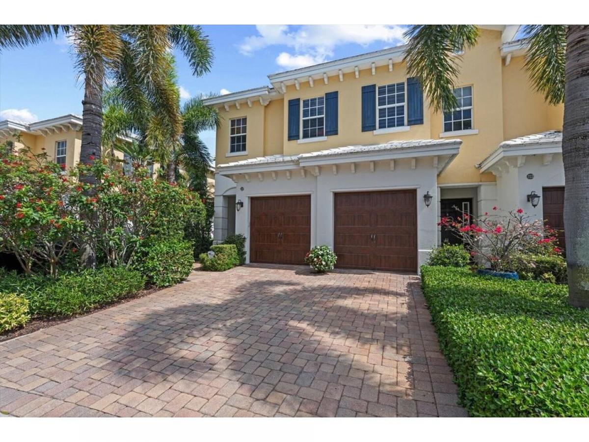 Picture of Home For Sale in North Palm Beach, Florida, United States