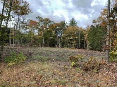 Residential Land For Sale in Raymond, New Hampshire