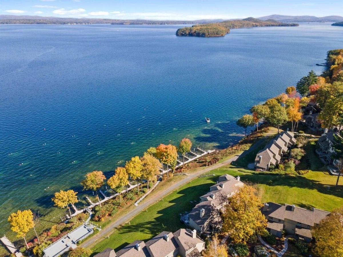 Picture of Home For Sale in Gilford, New Hampshire, United States