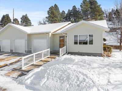 Home For Sale in Spearfish, South Dakota