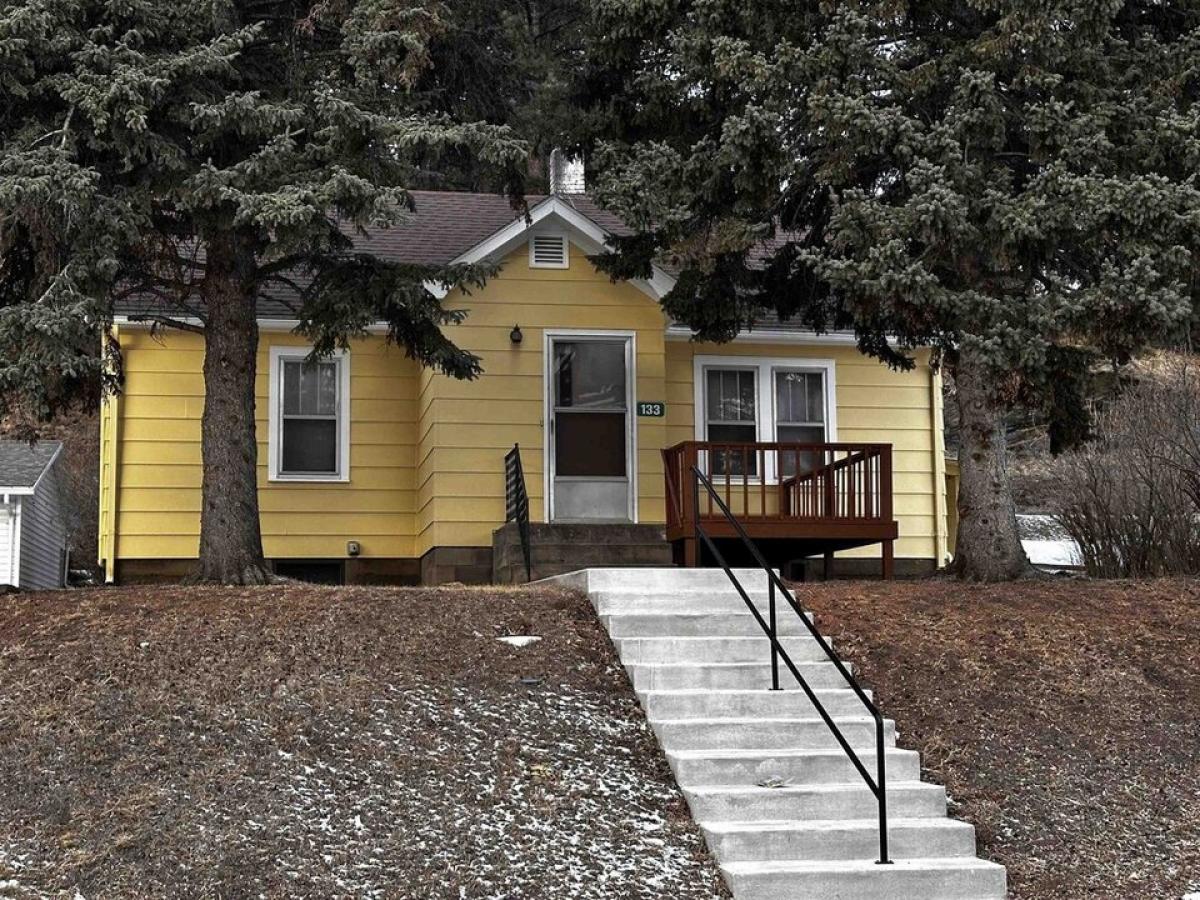 Picture of Home For Sale in Hill City, South Dakota, United States