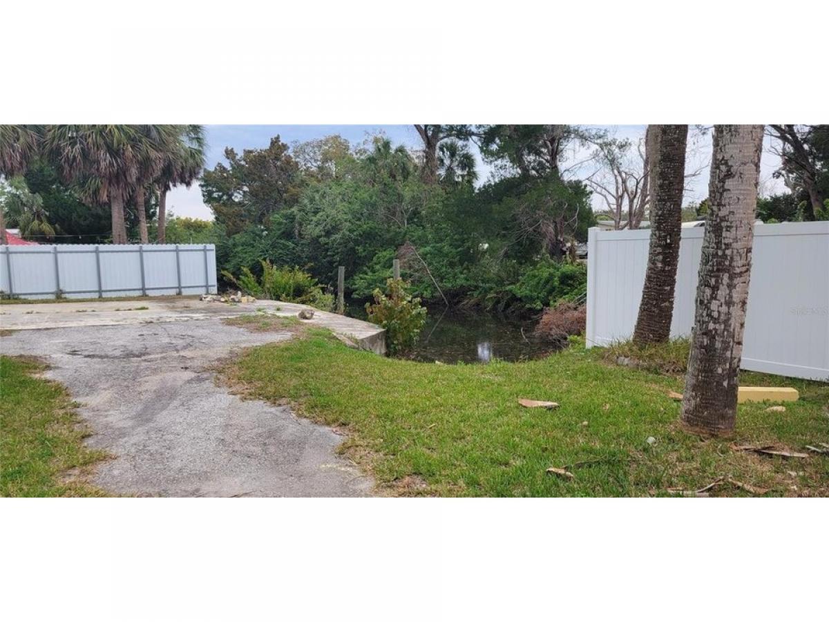 Picture of Residential Land For Sale in Hudson, Florida, United States