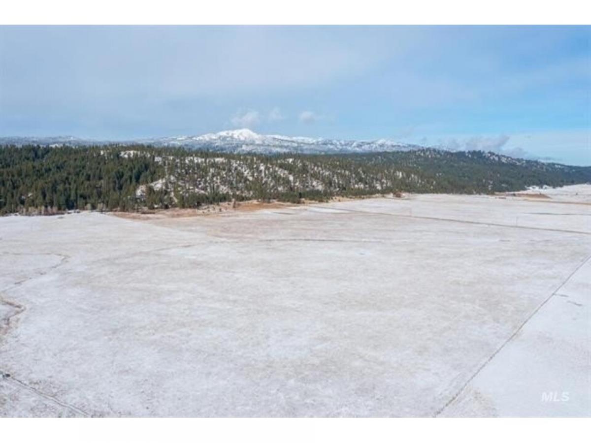 Picture of Residential Land For Sale in Cascade, Idaho, United States