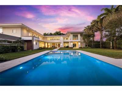 Home For Sale in Pinecrest, Florida