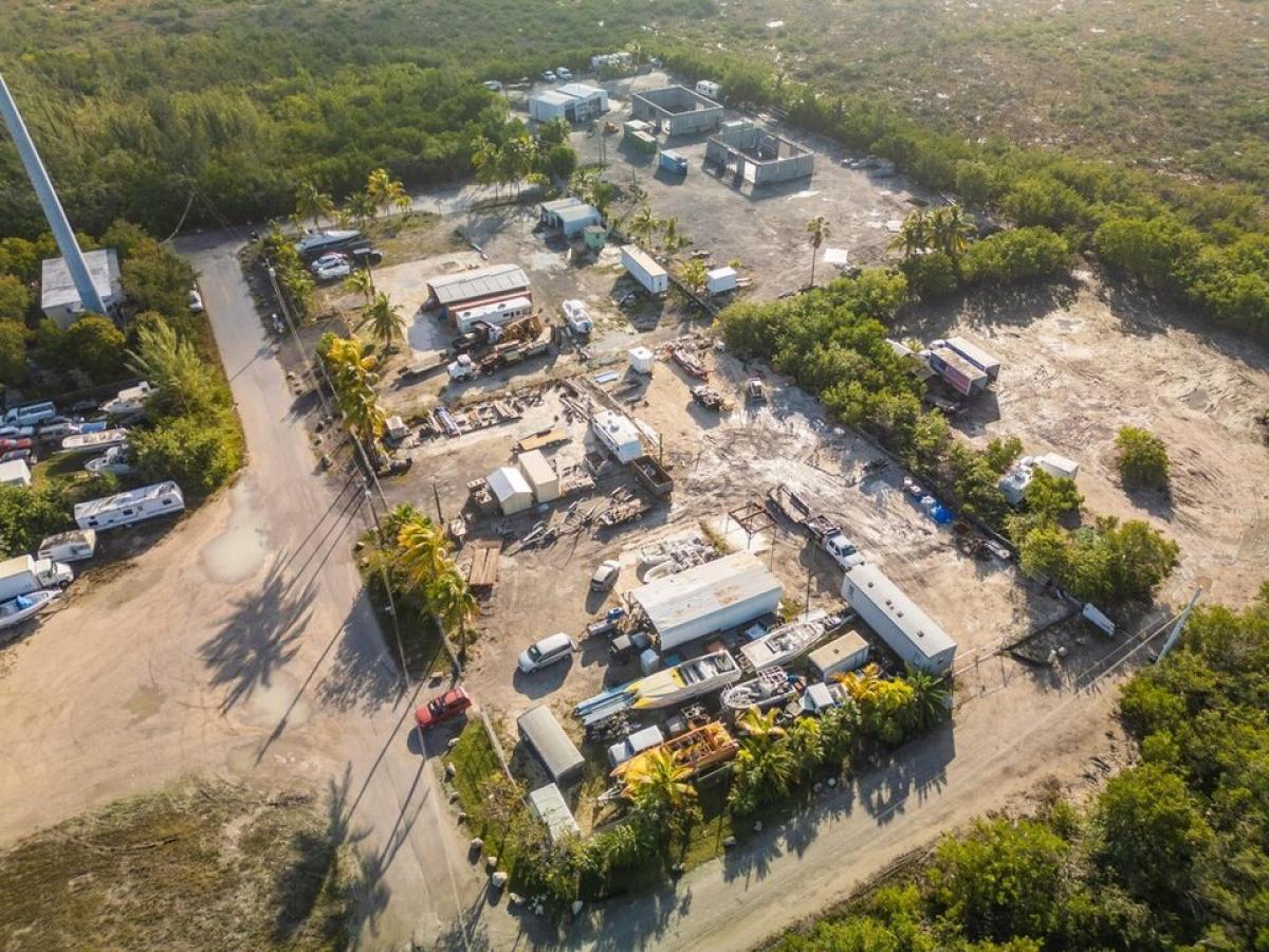 Picture of Home For Sale in Big Pine Key, Florida, United States