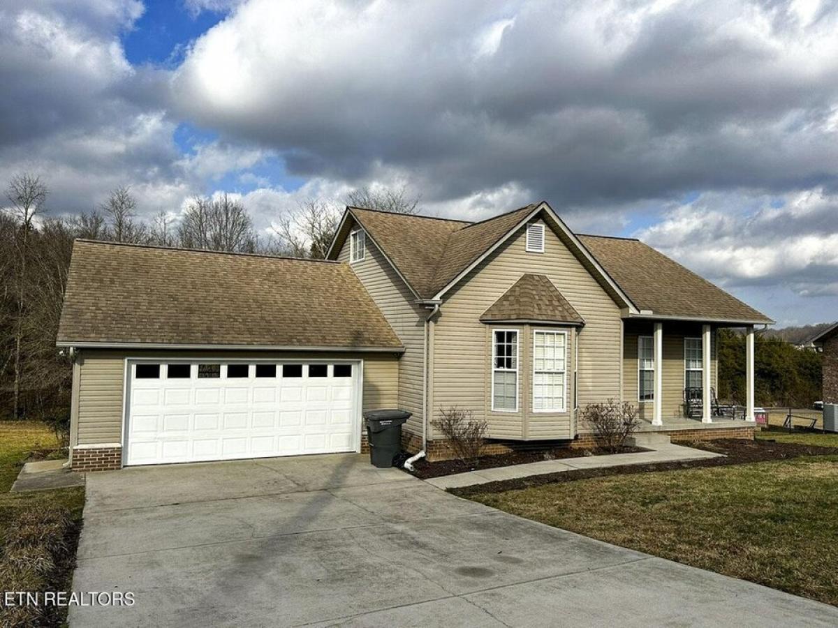 Picture of Home For Sale in Jefferson City, Tennessee, United States