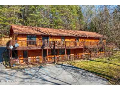 Home For Sale in Gatlinburg, Tennessee