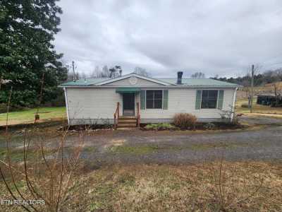 Home For Sale in Madisonville, Tennessee