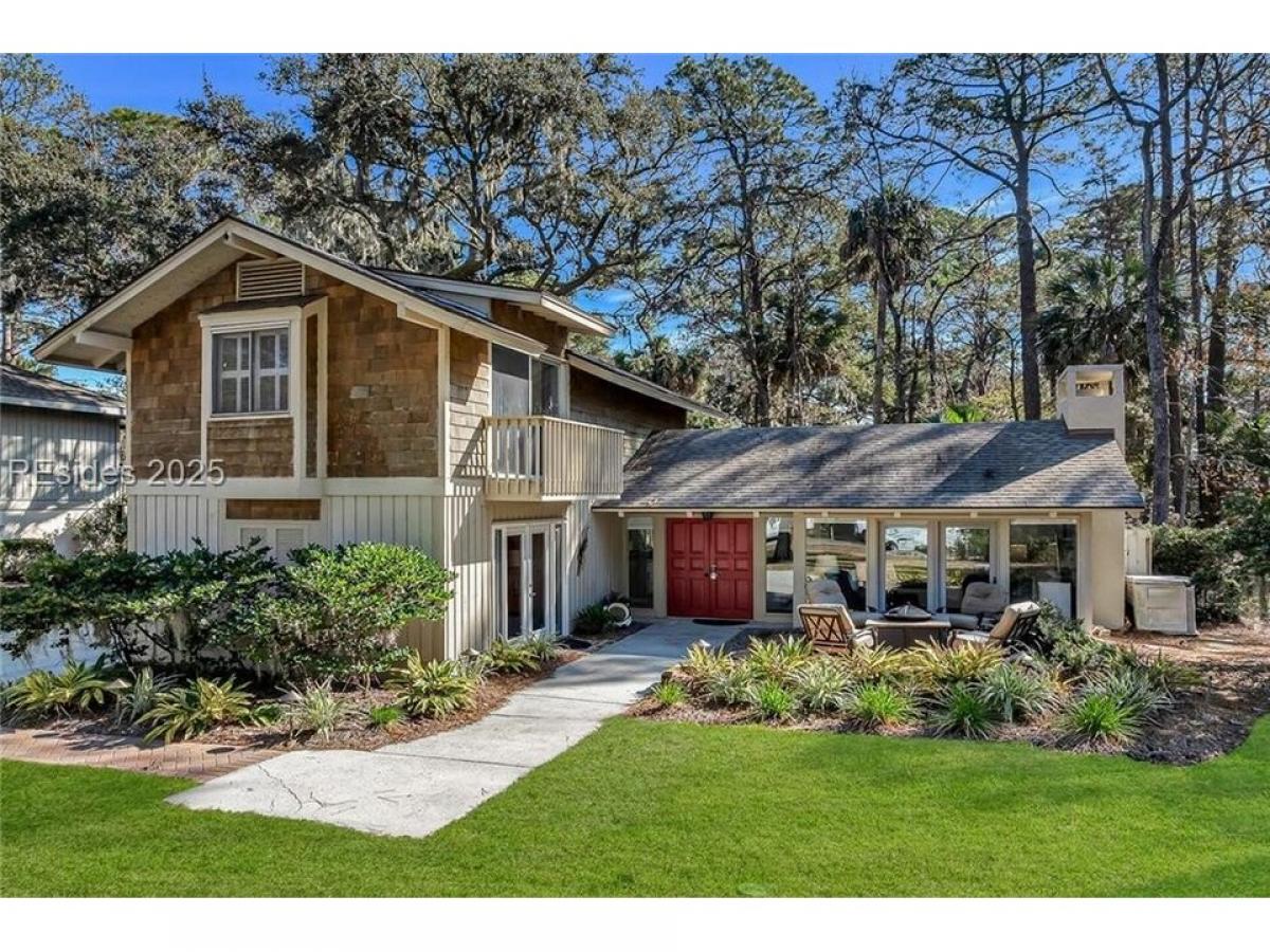 Picture of Home For Sale in Hilton Head Island, South Carolina, United States