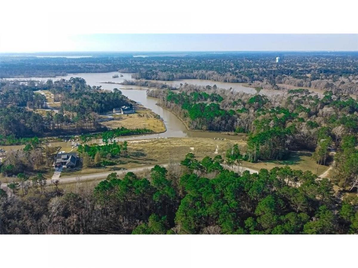 Picture of Residential Land For Sale in Huffman, Texas, United States