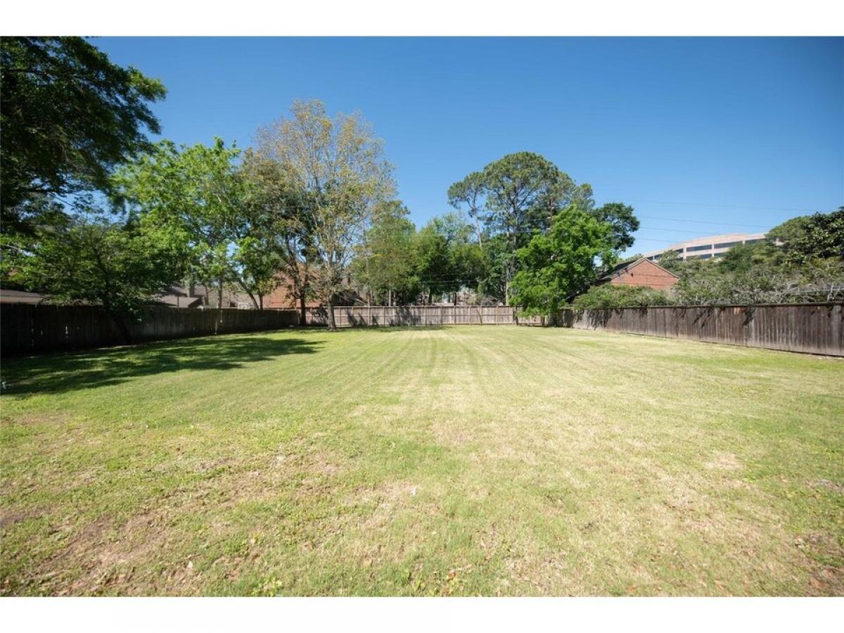 Picture of Residential Land For Sale in Houston, Texas, United States