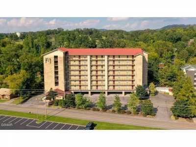 Home For Sale in Pigeon Forge, Tennessee