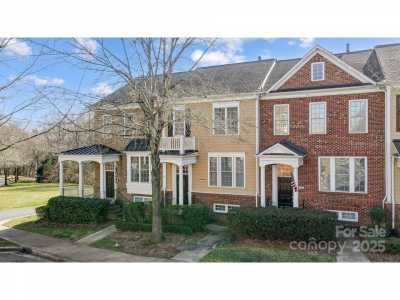 Home For Sale in Fort Mill, South Carolina