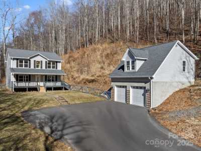 Home For Sale in Barnardsville, North Carolina