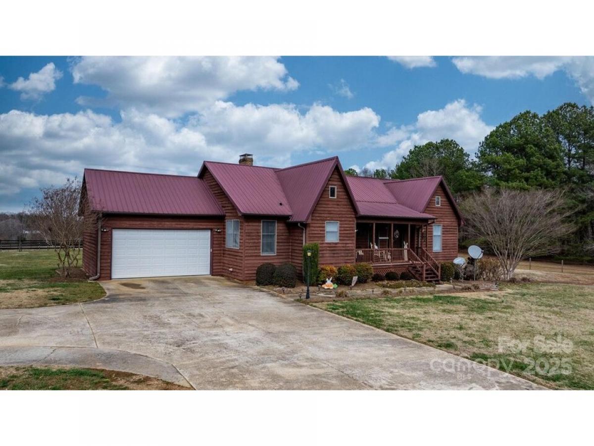 Picture of Home For Sale in Catawba, North Carolina, United States