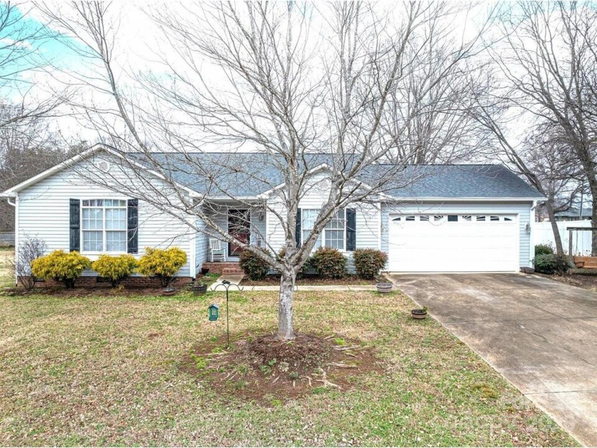 Picture of Home For Sale in Claremont, North Carolina, United States