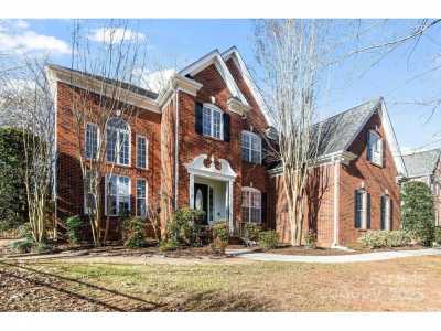 Home For Sale in Huntersville, North Carolina