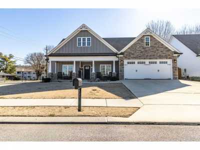 Home For Sale in Cleveland, Tennessee