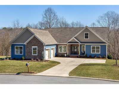 Home For Sale in Soddy Daisy, Tennessee