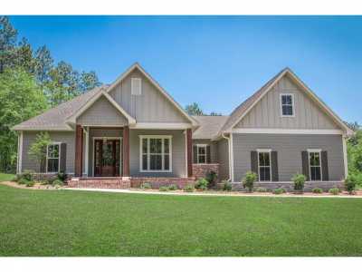 Home For Sale in Soddy Daisy, Tennessee