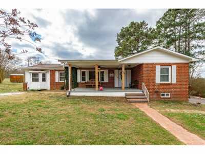 Home For Sale in Cleveland, Tennessee