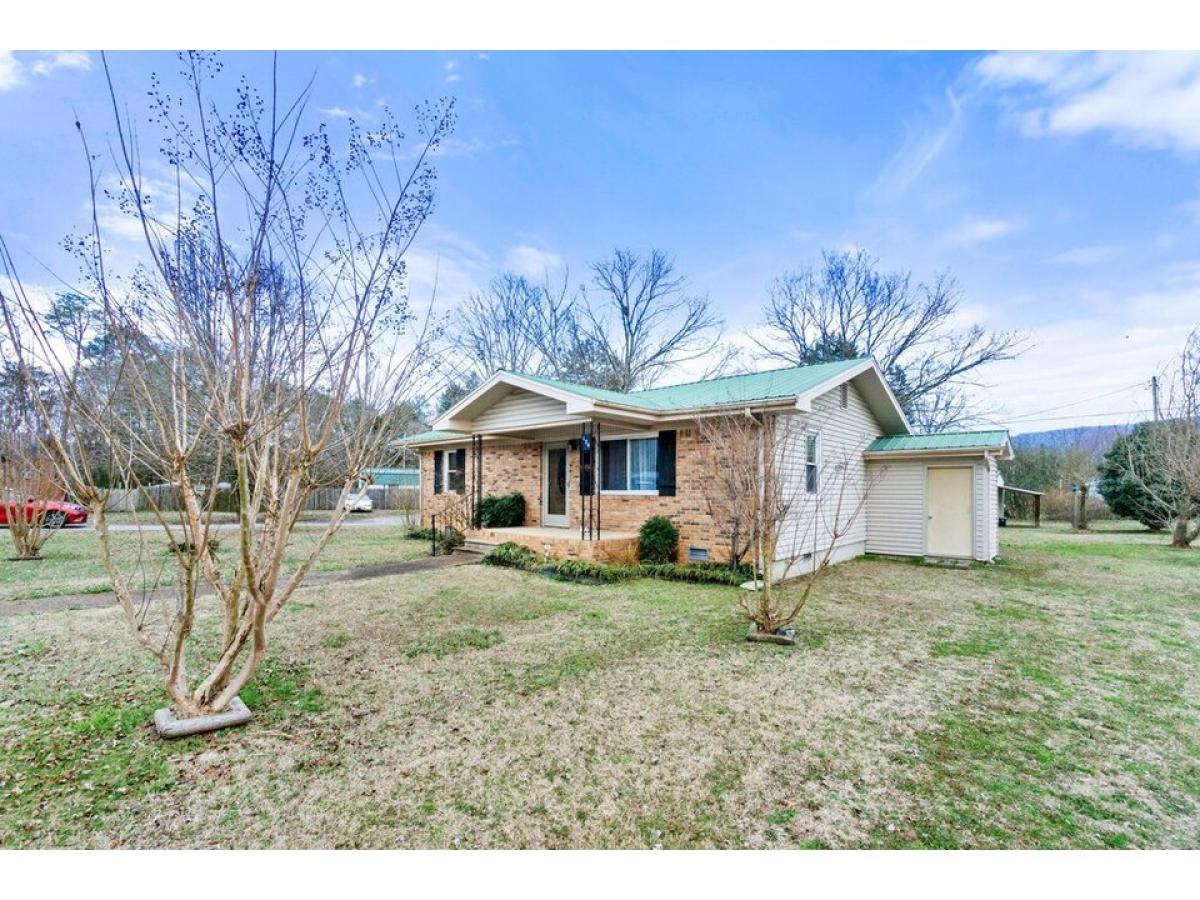 Picture of Home For Sale in Dunlap, Tennessee, United States