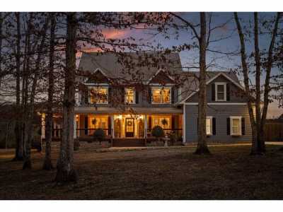 Home For Sale in Soddy Daisy, Tennessee