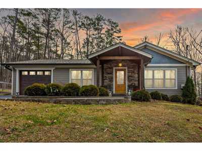 Home For Sale in Soddy Daisy, Tennessee