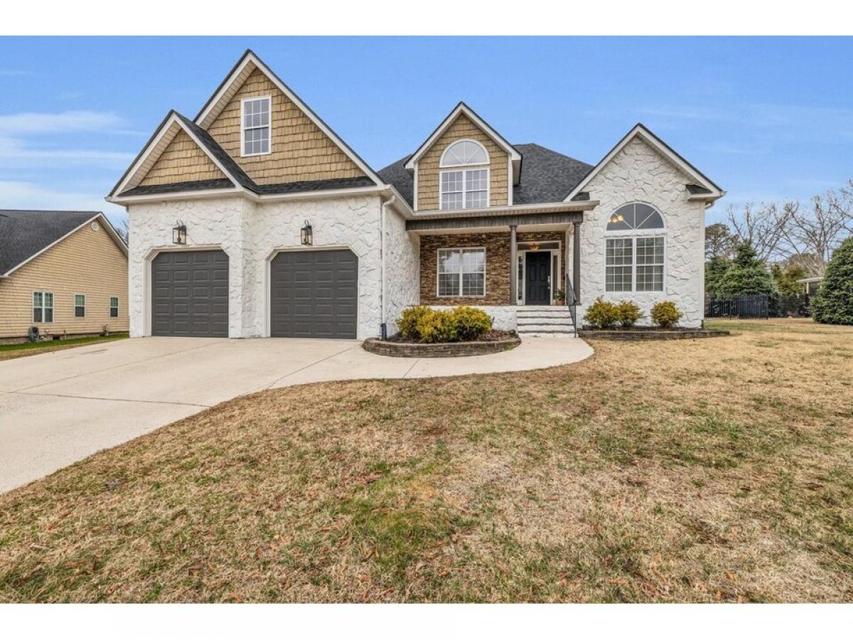 Picture of Home For Sale in Rock Spring, Georgia, United States