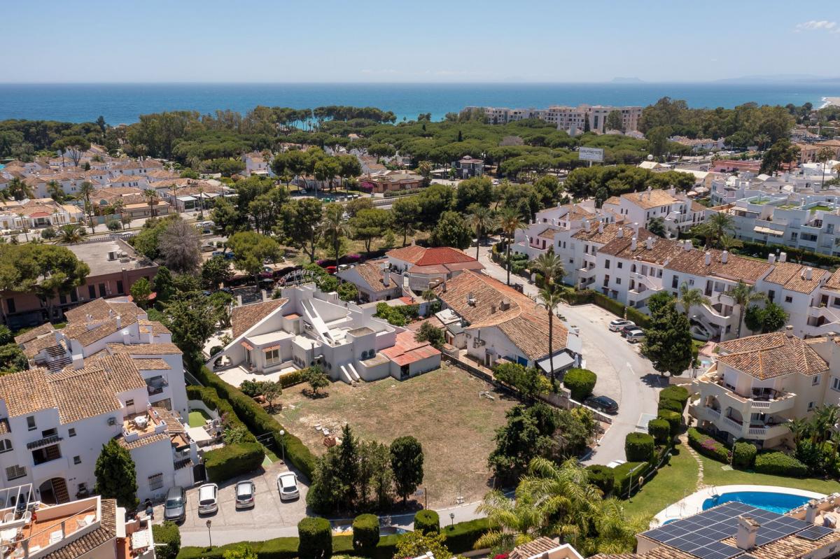 Picture of Residential Land For Sale in Estepona, Malaga, Spain