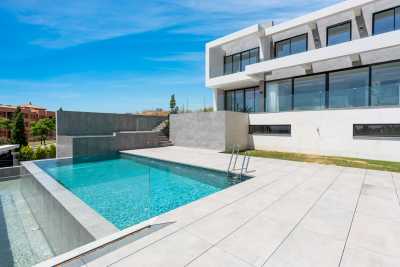 Villa For Sale in Benahavis, Spain