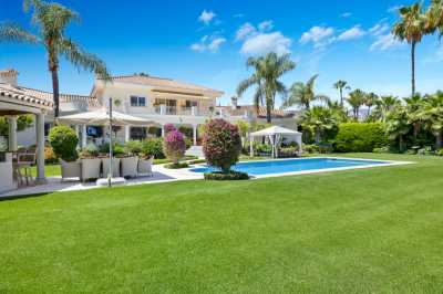 Villa For Sale in 