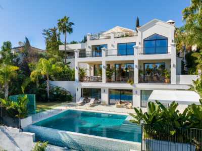 Villa For Sale in Benahavis, Spain