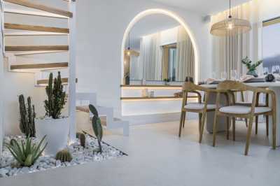 Duplex For Sale in Benahavis, Spain