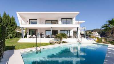 Villa For Sale in Benahavis, Spain