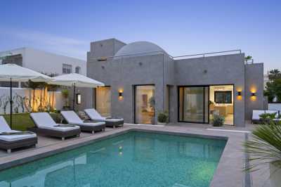 Villa For Sale in 