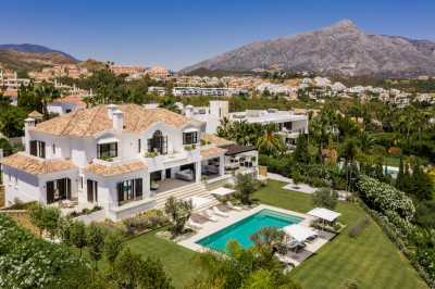 Villa For Sale in 