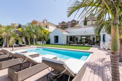 Villa For Sale in 