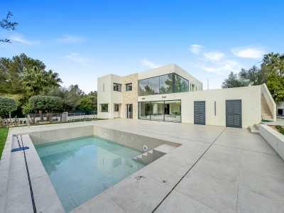 Villa For Sale in 