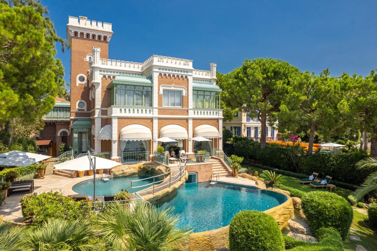 Picture of Villa For Sale in Antibes, Cote d'Azur, France